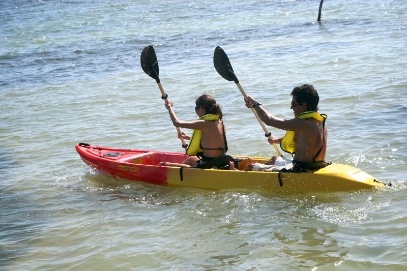 clear-kayak-beach-escape-6