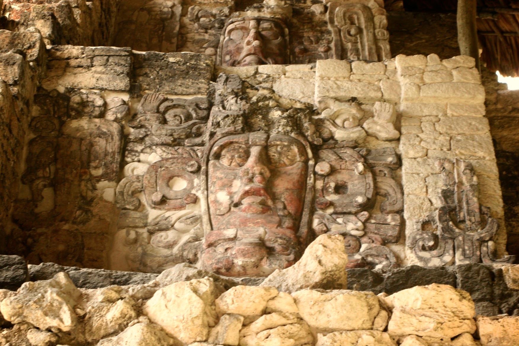 kohunlich-mayan-ruins