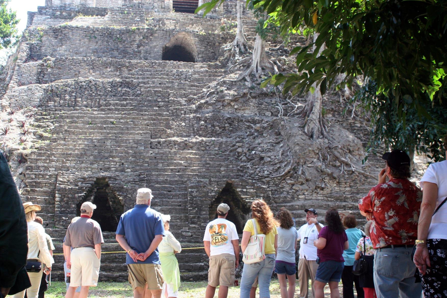 kohunlich-dzibanche-mayan-ruins-4