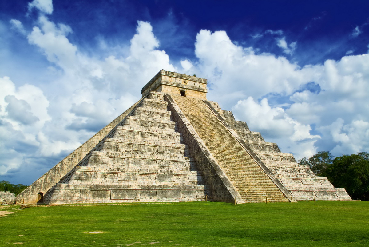 chichen-itza-mayan-ruins-11