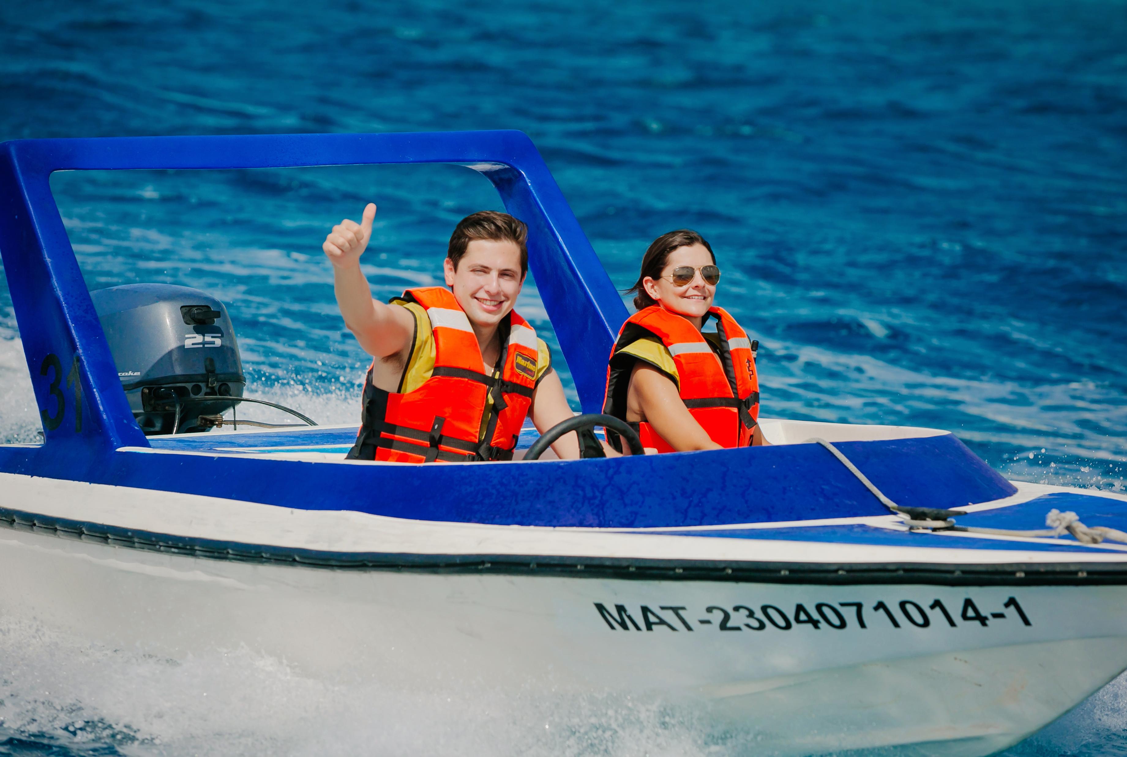 speed-boat-snorkel-beach-6