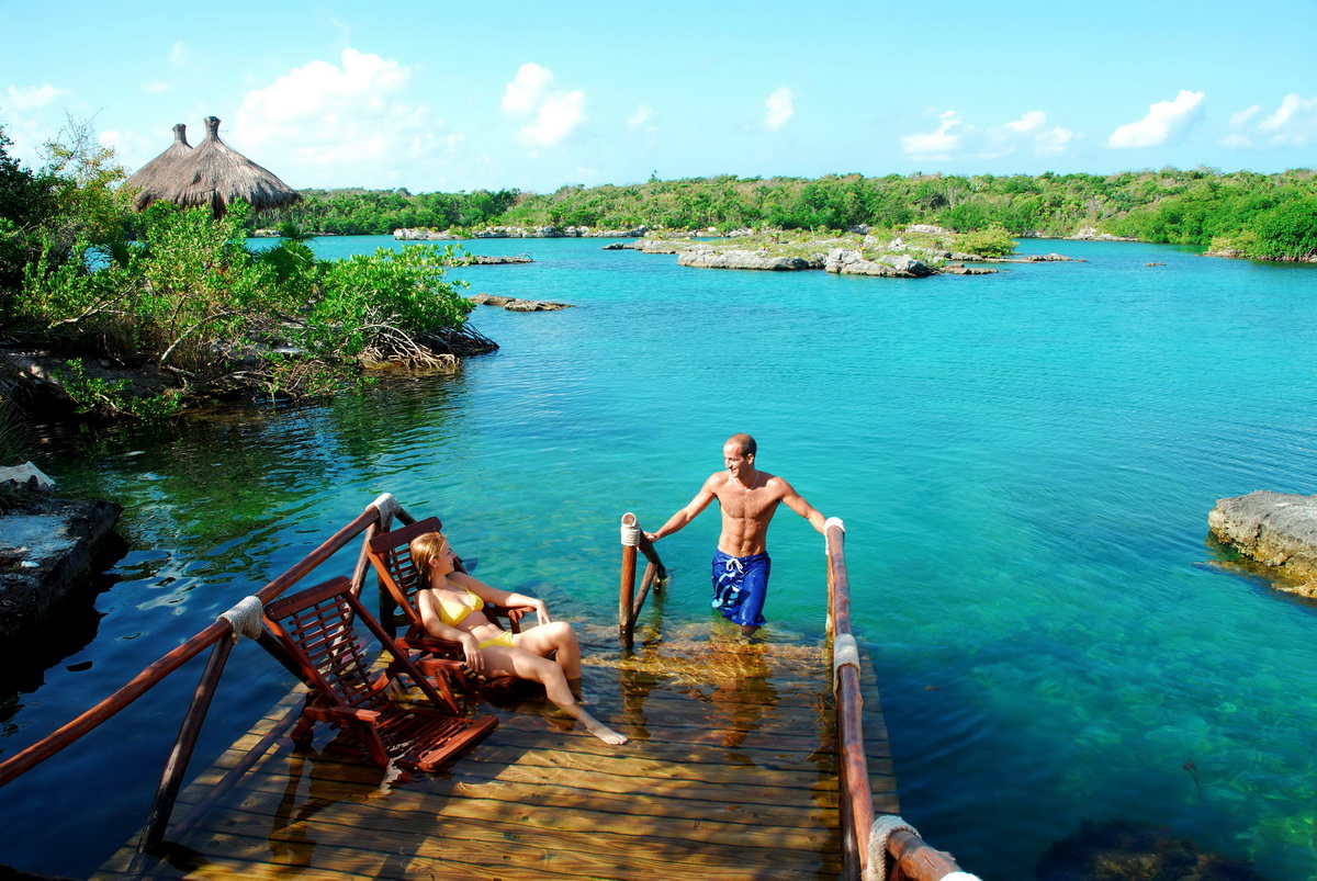 river-tubing-at-xelha-park-4