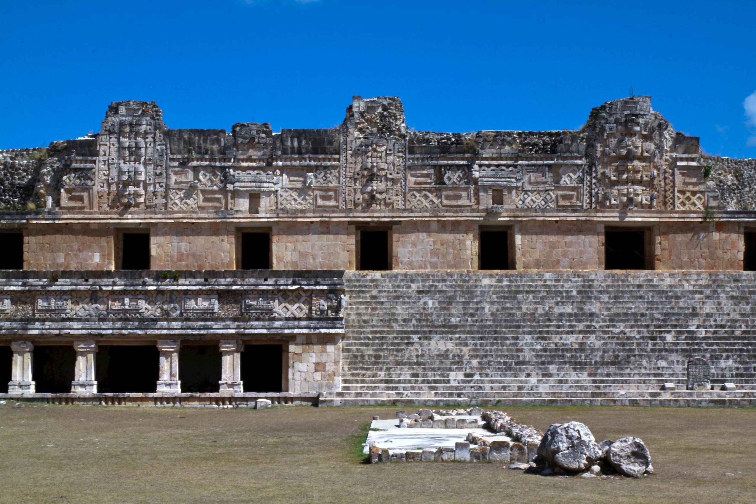 uxmal-mayan-ruins-2
